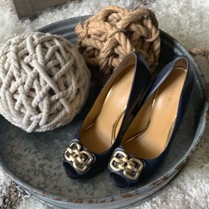 Nine West-Navy blue and gold pumps!